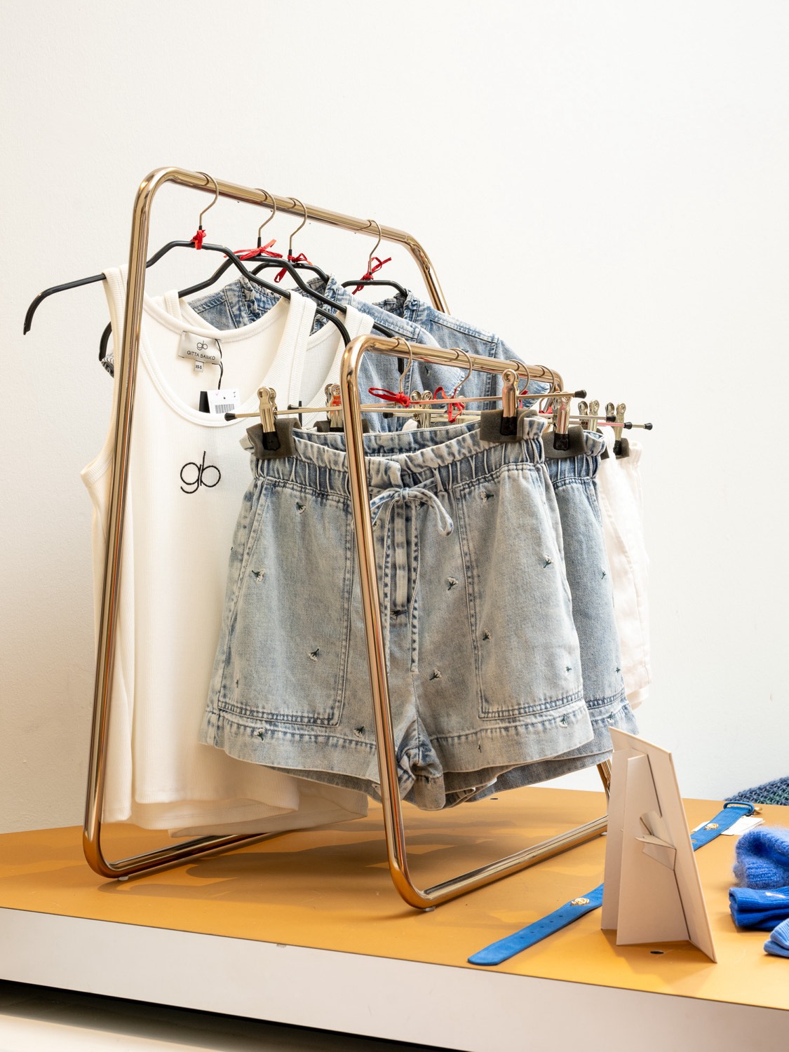 Denim Shorts von Gitta Banko